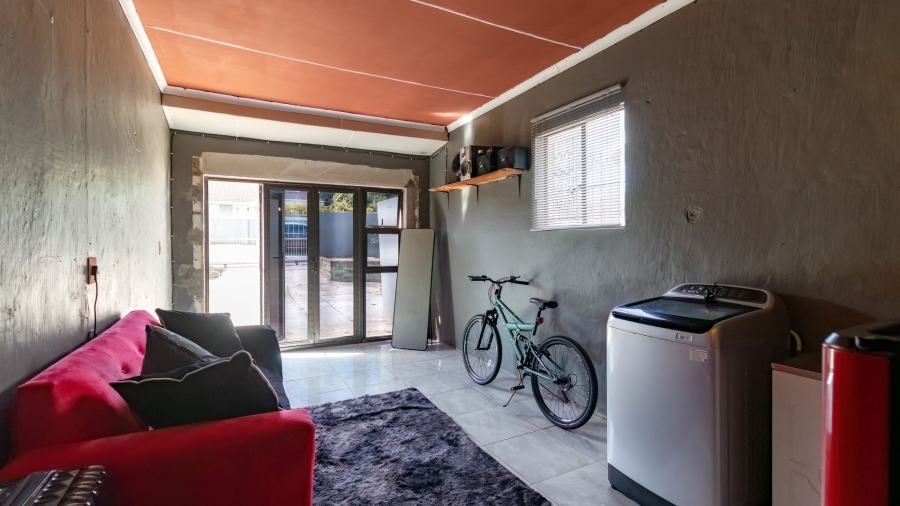 3 Bedroom Property for Sale in Amalinda Eastern Cape